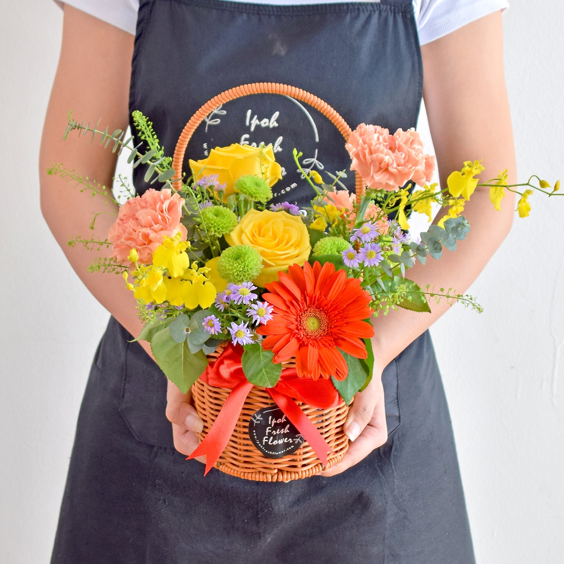 Claudia| Fresh Flower Basket| Same Day Delivery Ipoh