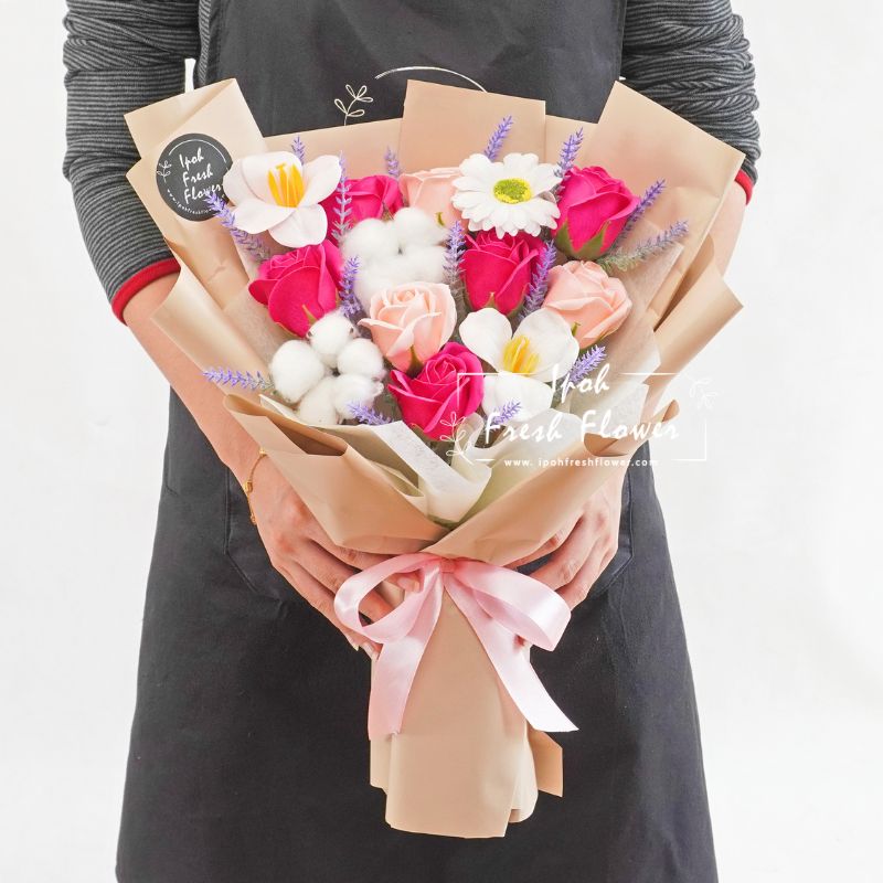 Giselle (Bunga Sabun)