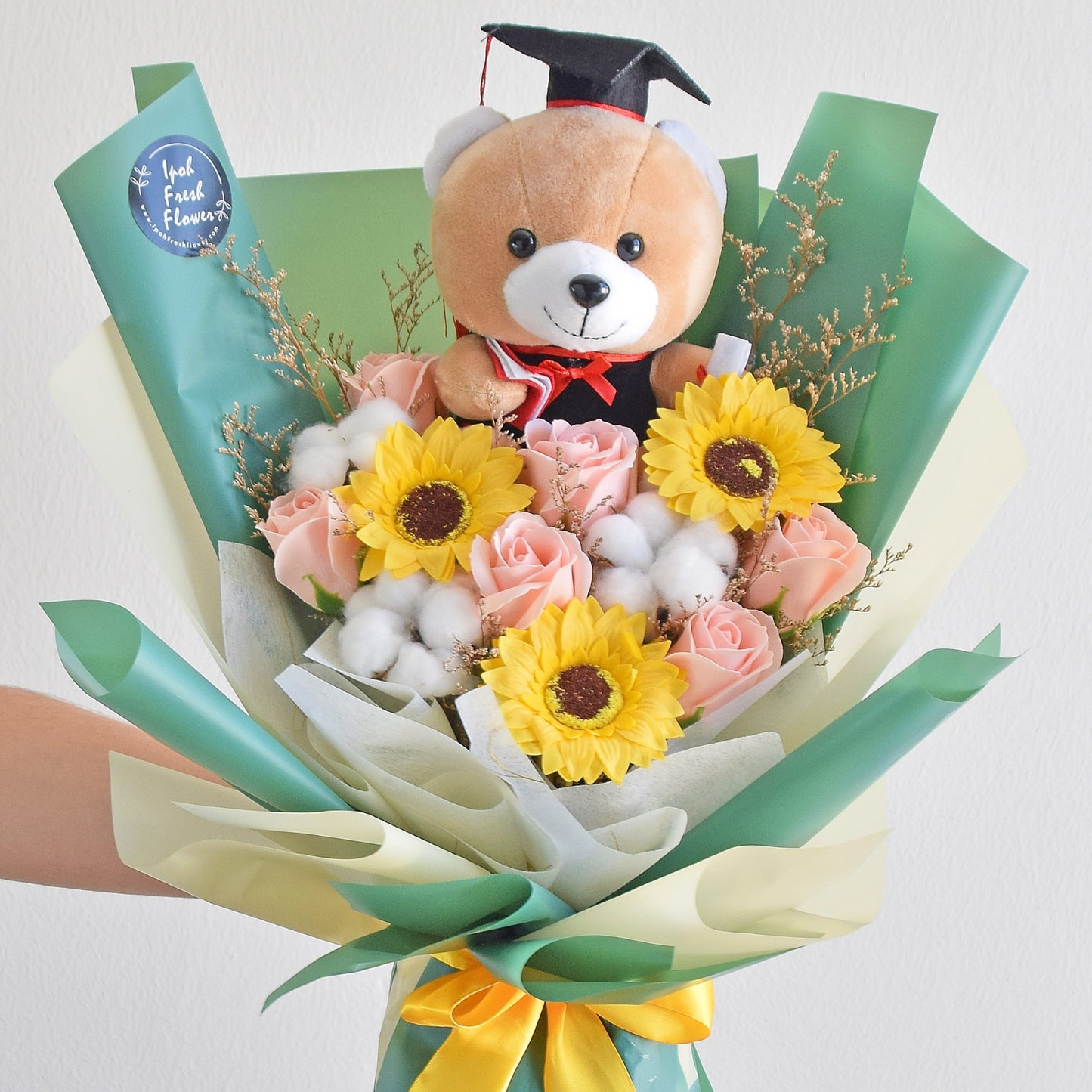 Honor Grad Soap Flowers Graduation Bouquet| Graduation Gift Delivery