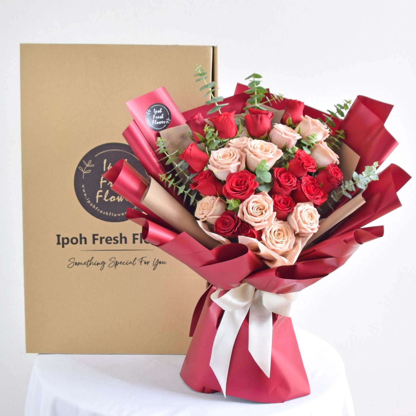Josephine| Roses Bouquet| Fresh Flower Delivery
