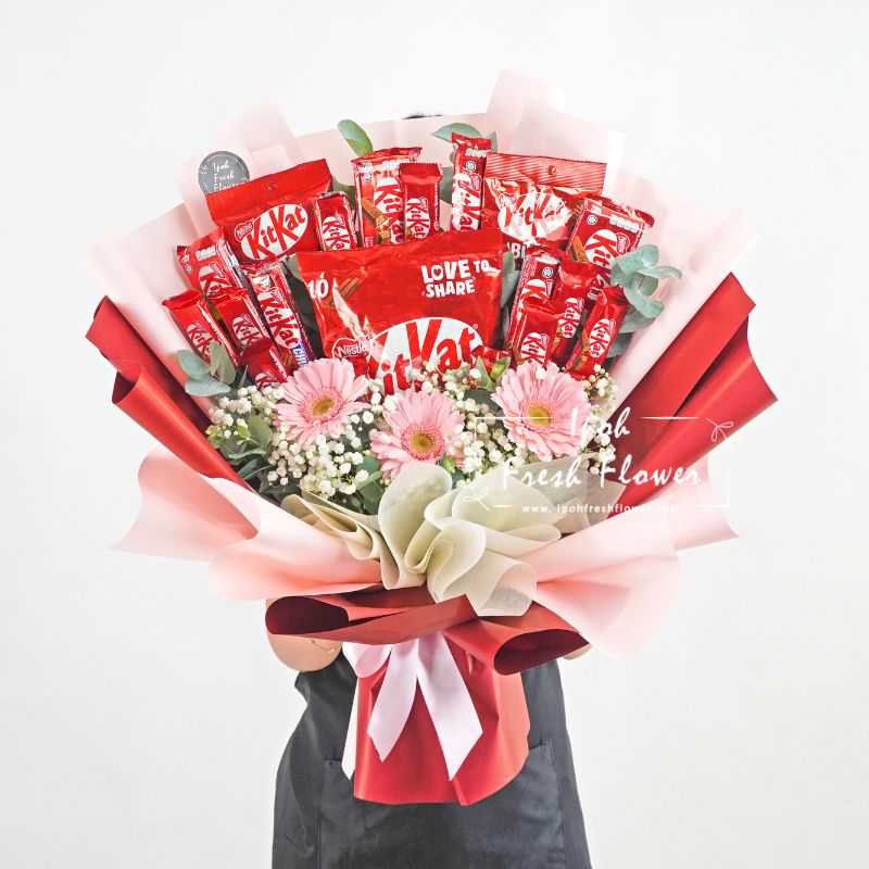 Kit Kat Bouquet| Fresh Flower & Chocolate Bouquet| Same Day Delivery Ipoh