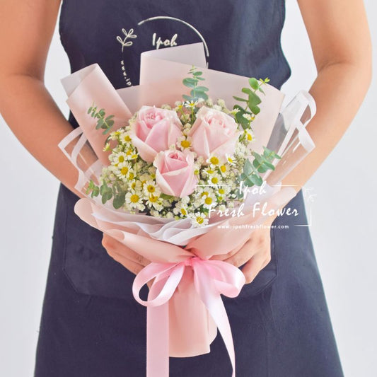 Lydia| Petite Fresh Flower Bouquet| Same Day Delivery