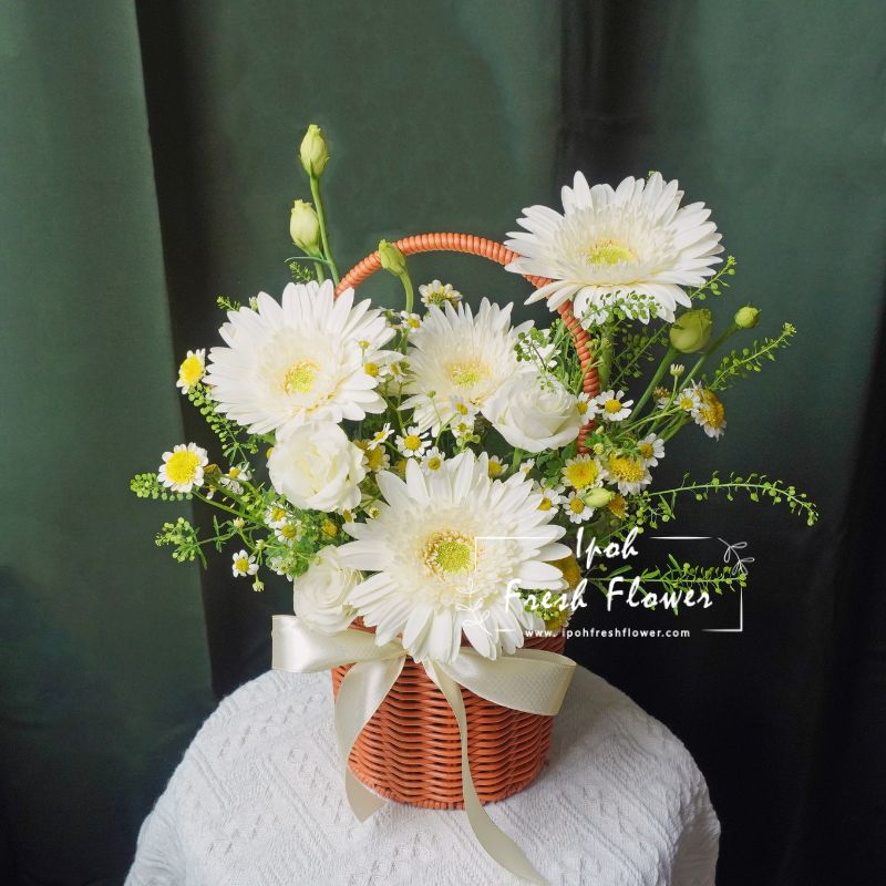 Pureness| Fresh Flower Basket