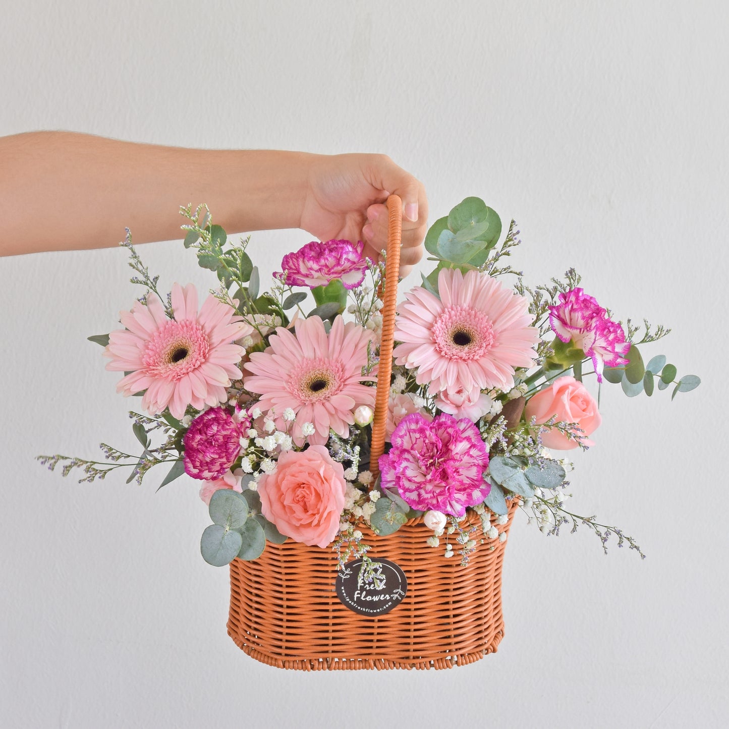 Rina| Fresh Flower Basket| Same Day Flowers Gifts Delivery