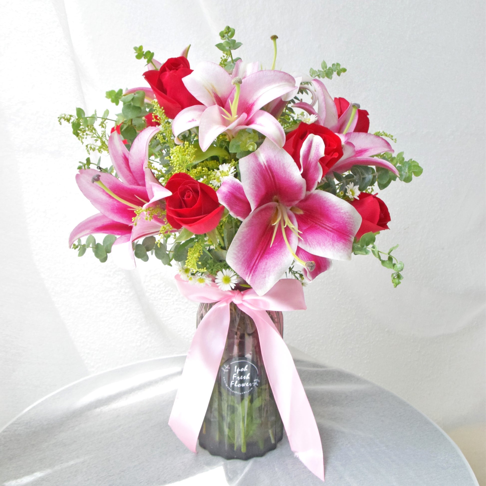 Rosa Lily| Vase Arrangement| Fresh Flower In A Vase| Same Day Delivery