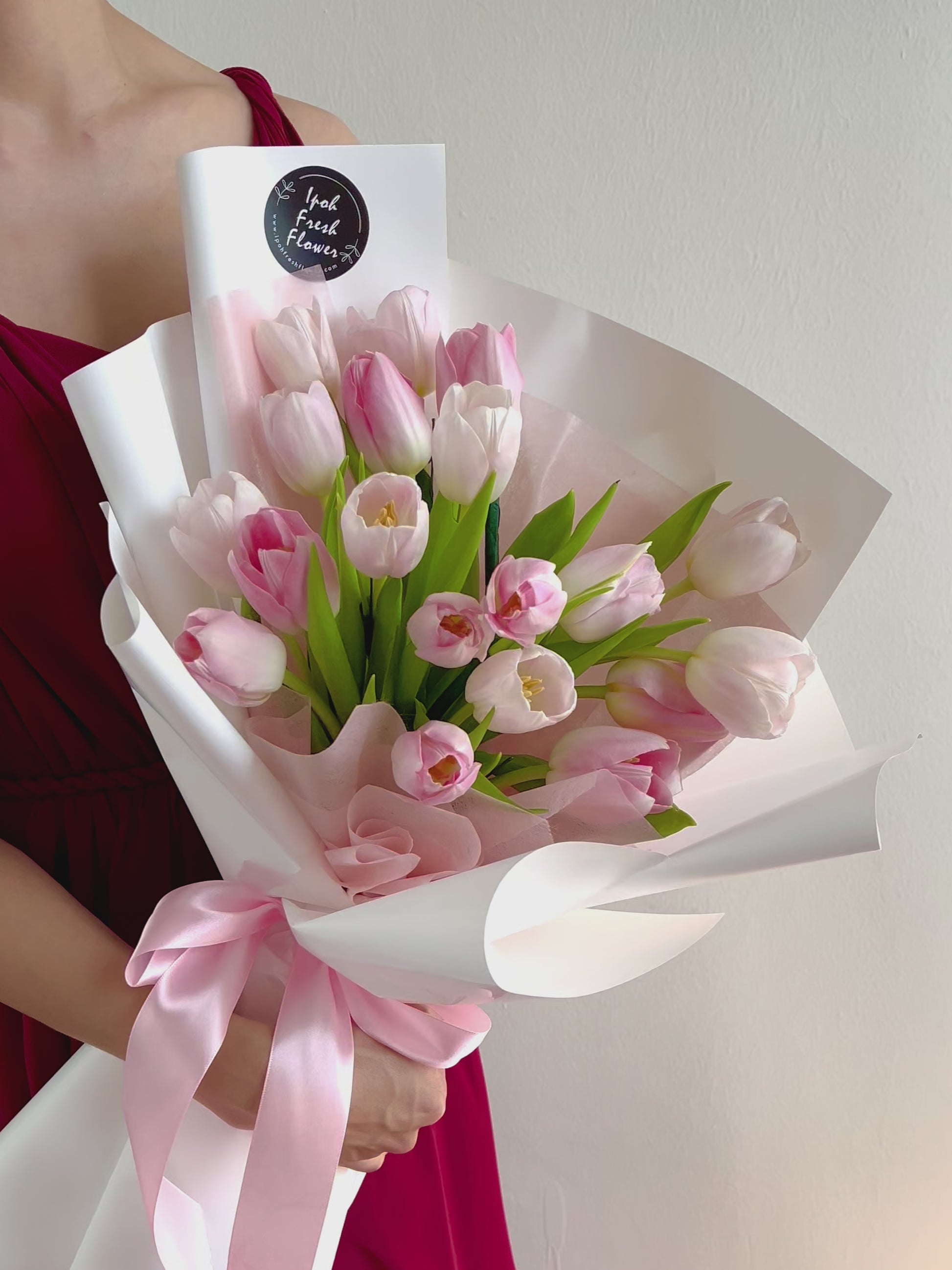 Yonina Pink Tulip Bouquet| Fresh Flower Bouquet Delivery