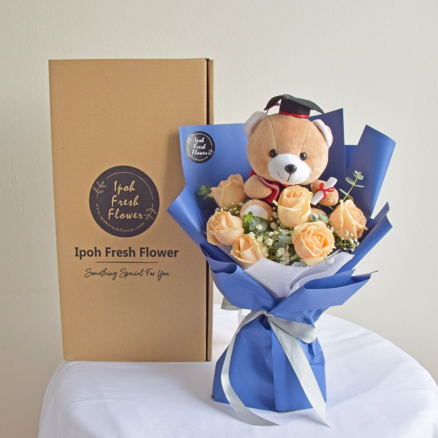 Bravo| Graduation Bouquet| Graduation Gift Delivery