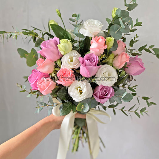 Chloe Bridal Bouquet For Wedding & ROM| Personalized Bridal Bouquet