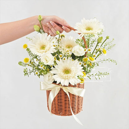 Pureness| Fresh Flower Basket