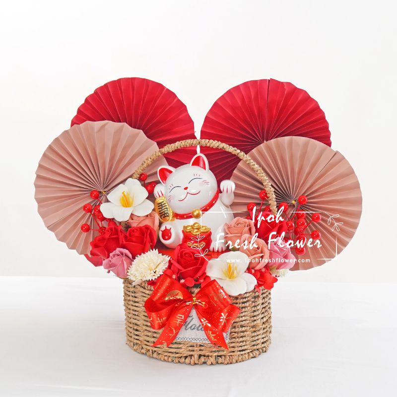 Abela Fortune Lucky Cat Opening Flower Arrangement