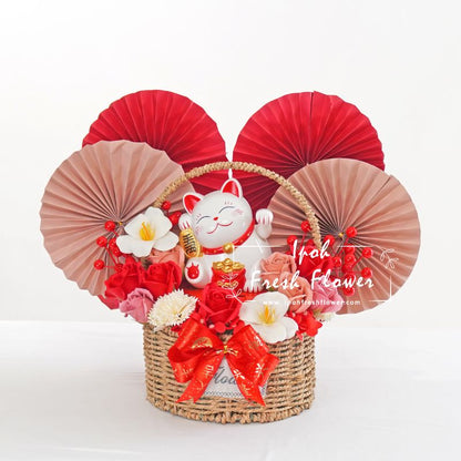 Abela Fortune Lucky Cat Opening Flower Arrangement