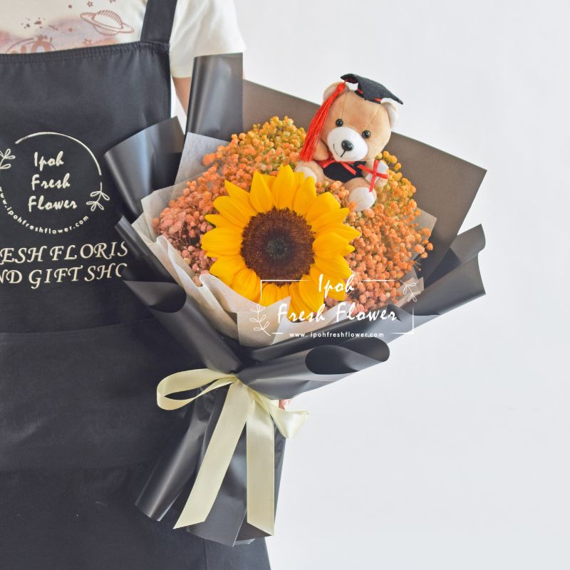 Akira| Sunflower & Baby Breath Graduation Bouquet