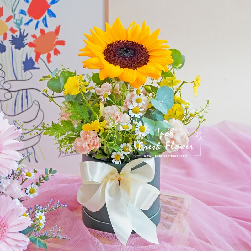 Alison| Fresh Flower Bloom Box| Same Day Delivery Perak Ipoh