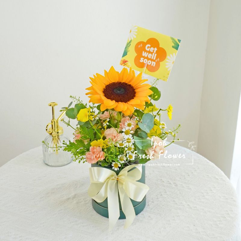 Alison| Fresh Flower Bloom Box| Same Day Delivery Perak Ipoh