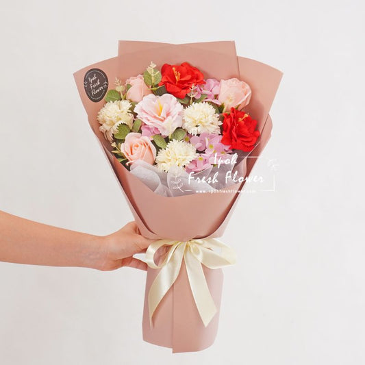 Amora| Carnation Soap Flower Bouquet Delivery