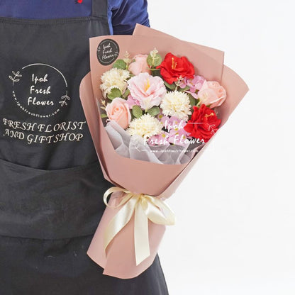 Amora| Carnation Soap Flower Bouquet Delivery