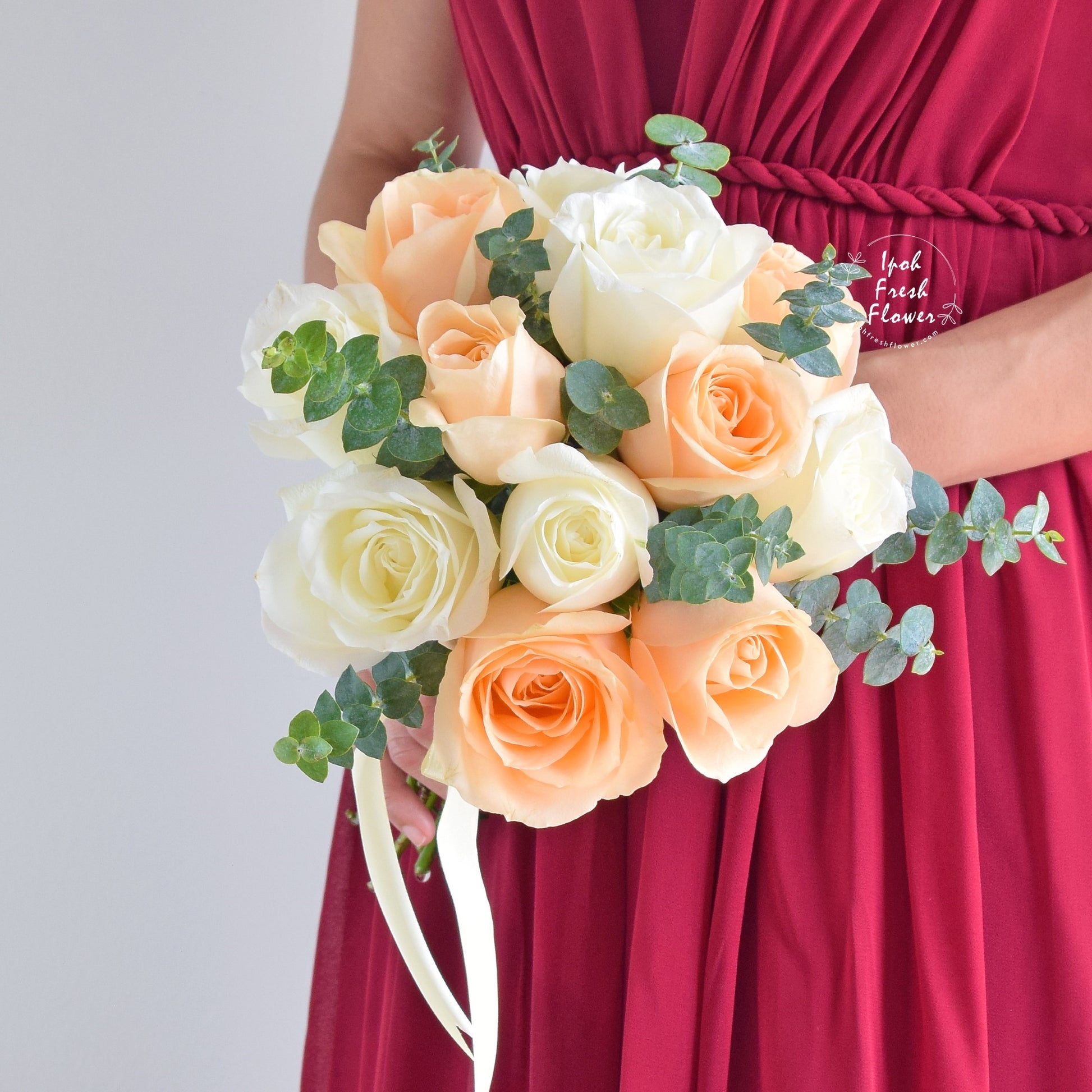 Averi Bridal Bouquet With Boutonniere| Personalized wedding & ROM flowers