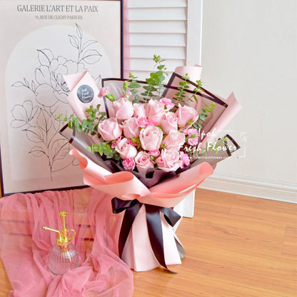 Black Pink Roses Bouquet| Fresh Flower Delivery