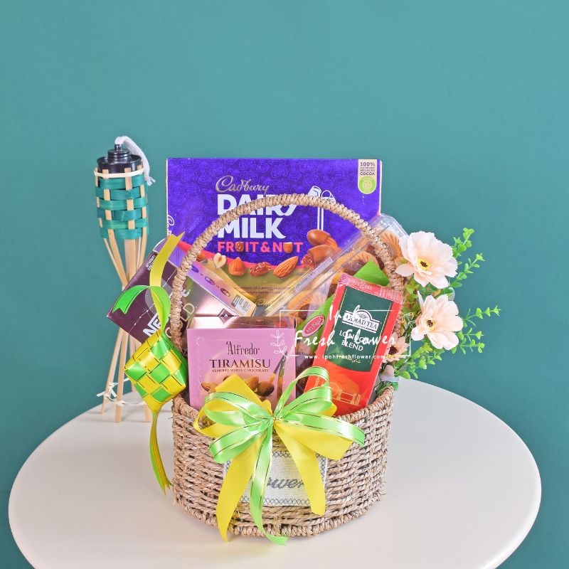 Blissful Raya Hamper| Premium Raya Treats & Gifts| Same Day Delivery