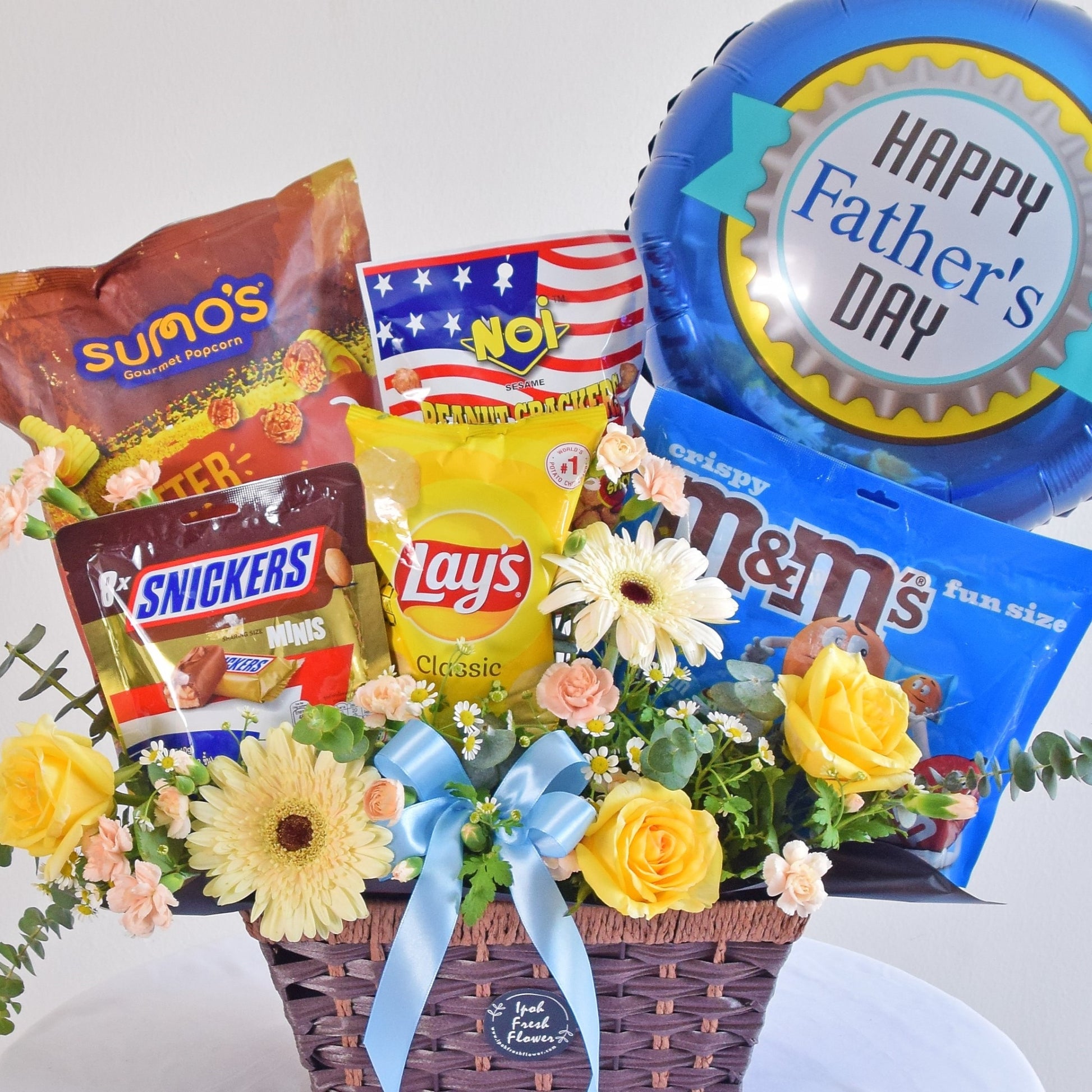 Blooming Treat| Father's Day Special Gourmet Gift Hamper| Same Day Delivery