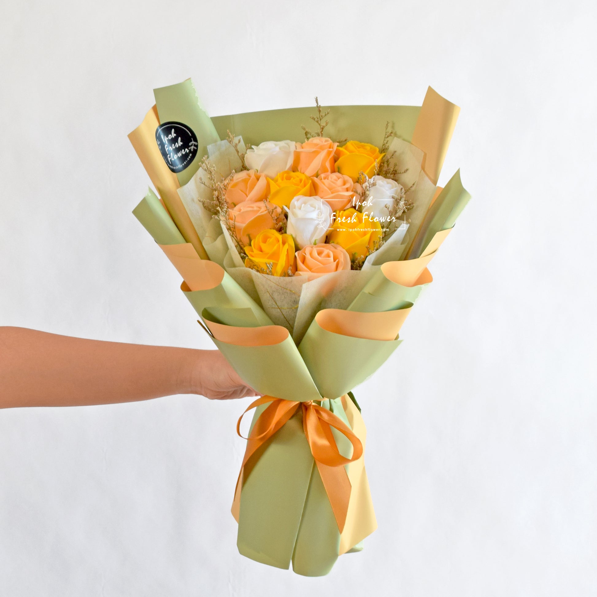 Buzz- Bee| Soap Flower Bouquet| Same Day Delivery