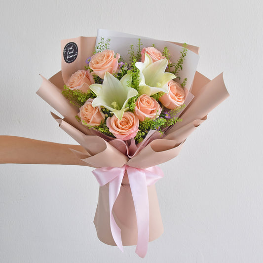 Carmelia| Lilies & Roses Fresh Flower Bouquet| Same Day Delivery Ipoh