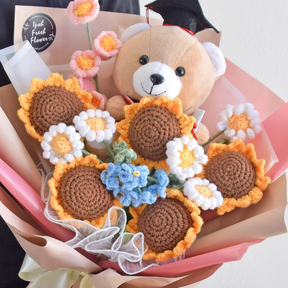 Dean's List Graduation Crochet Flower Bouquet| Graduation Gift Delivery