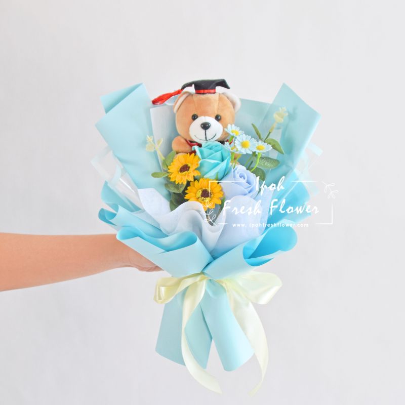 Debbie Grad (Bunga Sabun)
