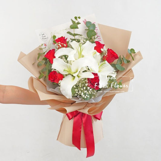 Delightful| Lilies Fresh Flower Bouquet