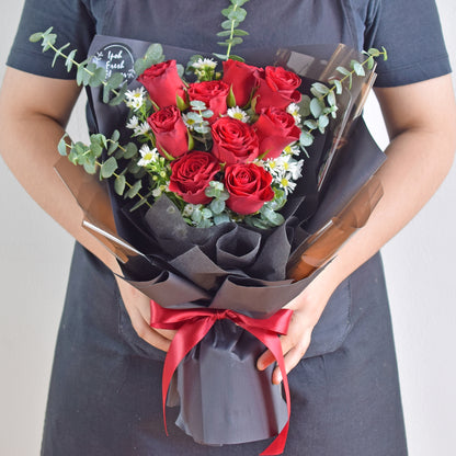 Effulgent| Red Roses Bouquet| Fresh Flower Delivery