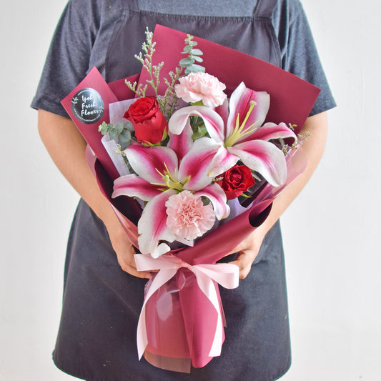 Florella| Mother's Day Special| Lilies,Roses & Carnation Fresh Flower Bouquet