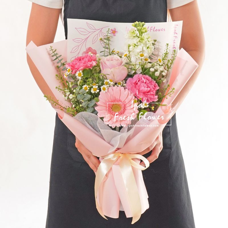 Francesca| Fresh Flower Bouquet| Same Day Delivery Ipoh Taiping