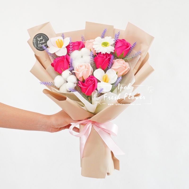 Giselle (Bunga Sabun)