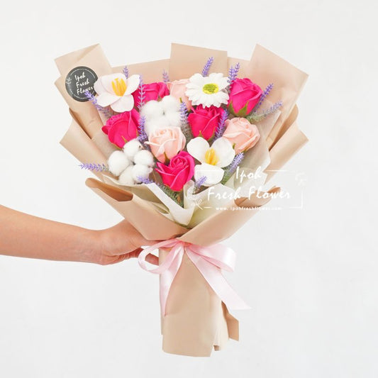 Giselle (Bunga Sabun)