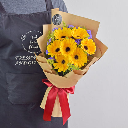 Gladness| Daisy Fresh Flower Bouquet Delivery
