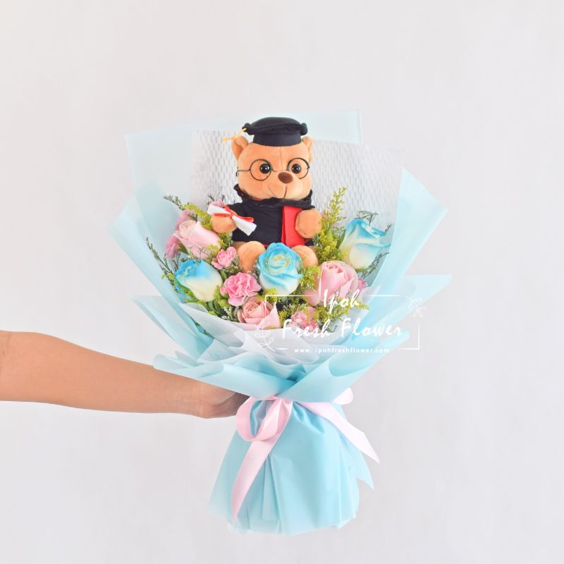 Harrington| Graduation Bouquet| Graduation Gift Delivery