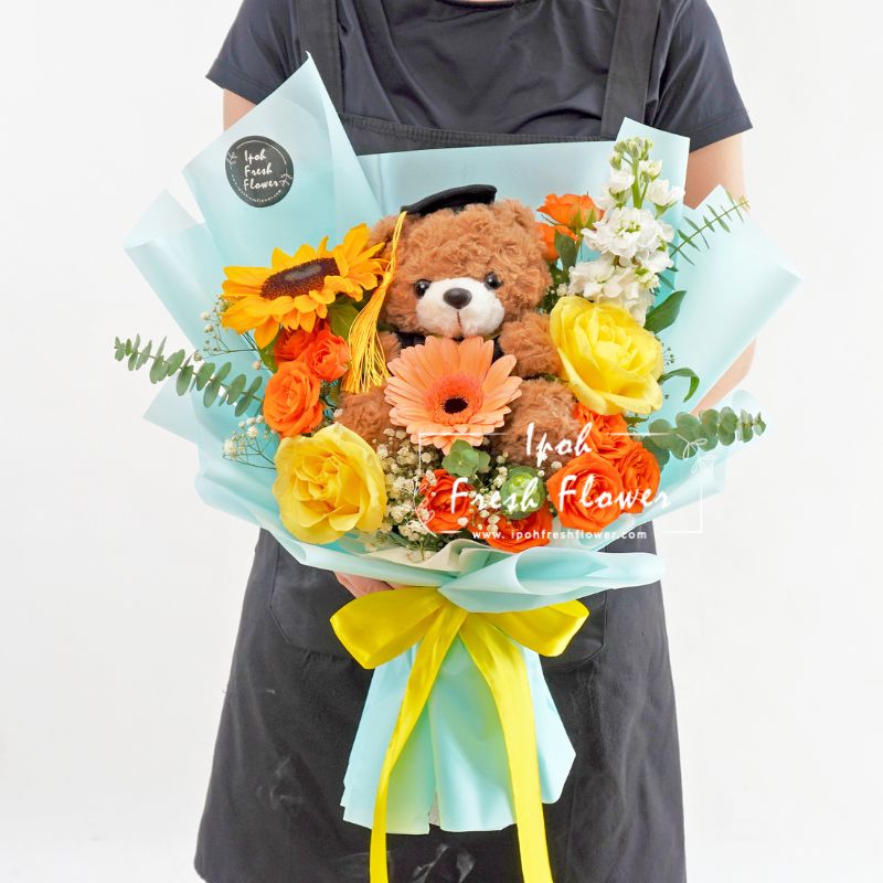 Hooray| Graduation Bouquet| Graduation Gift Same Day Delivery Ipoh