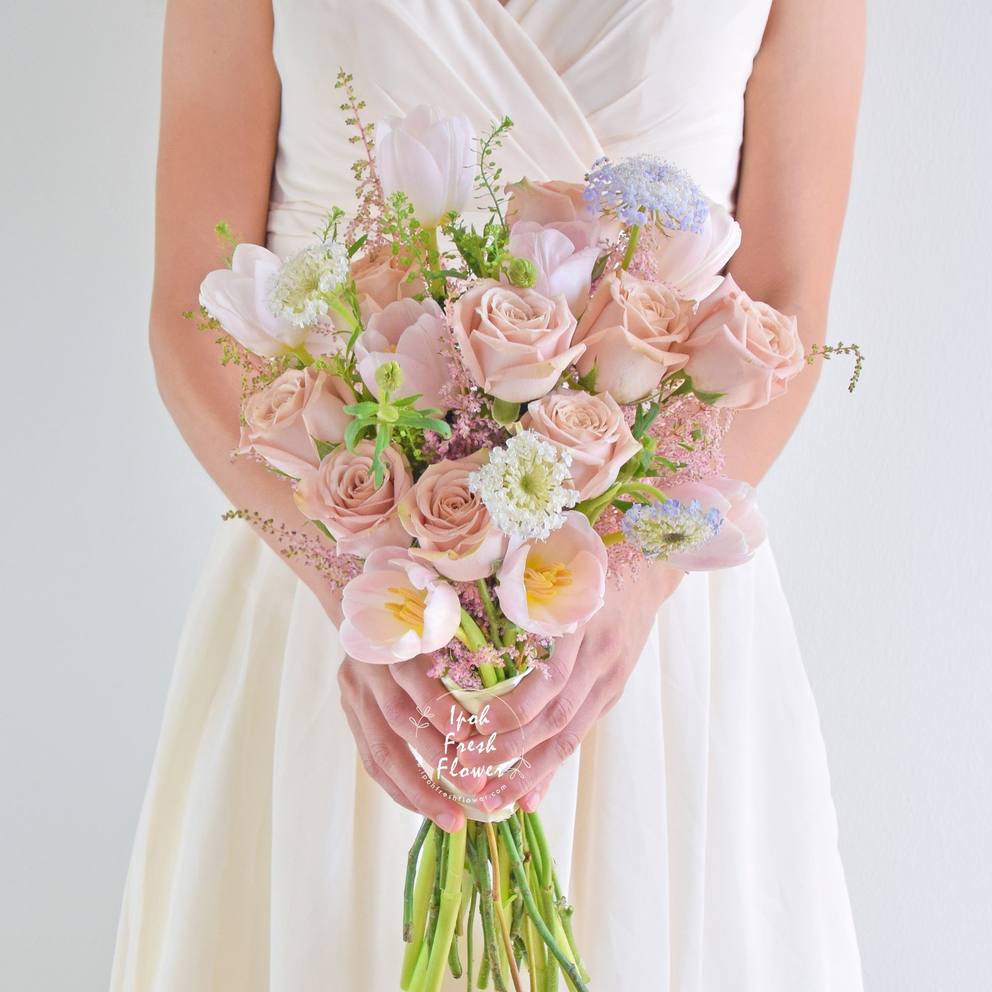 Ivory Personalized Bridal Bouquet| Flower Bouquet For Wedding & ROM