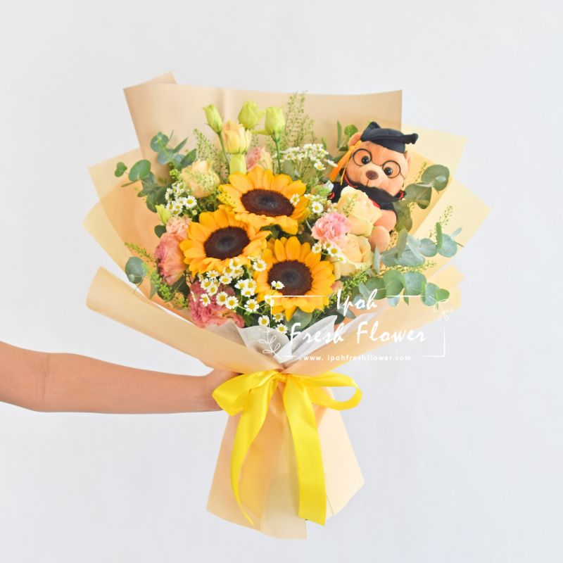 Kingsley| Graduation Bouquet| Graduation Gift Delivery Ipoh