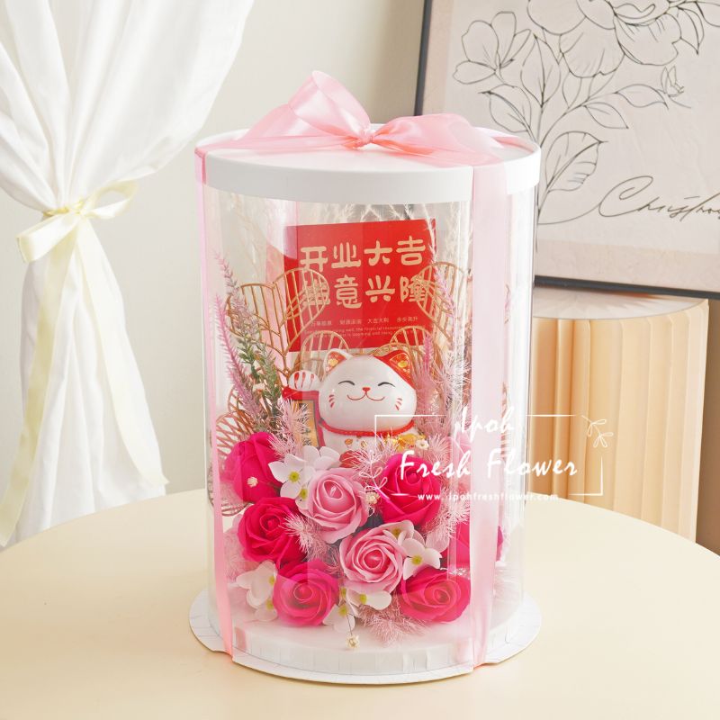 Kylie Fortune Lucky Cat Opening Flower Arrangement