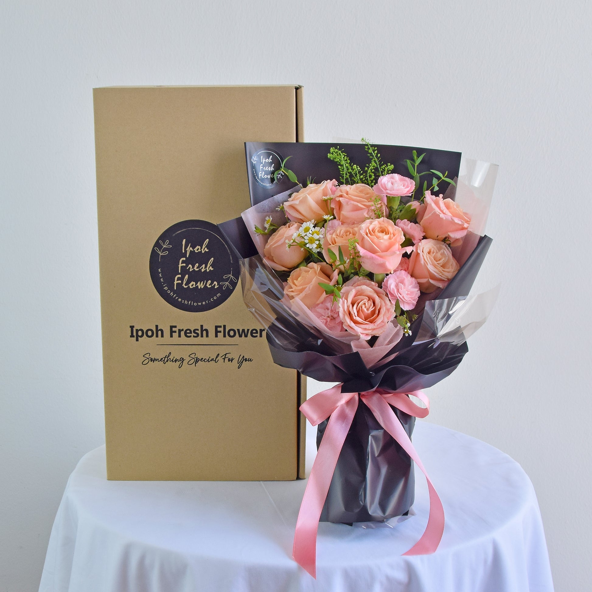 Layla Roses Bouquet| Fresh Flower Delivery