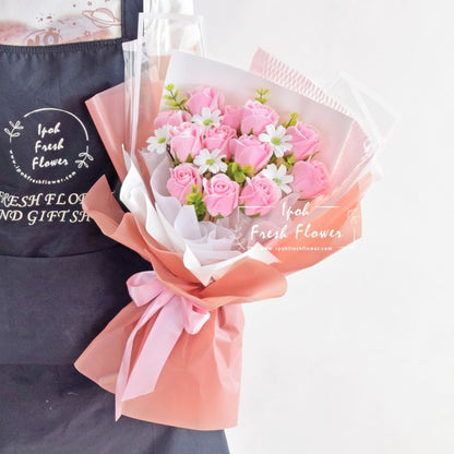 Leona| Soap Flower Bouquet| Same Day Delivery Ipoh