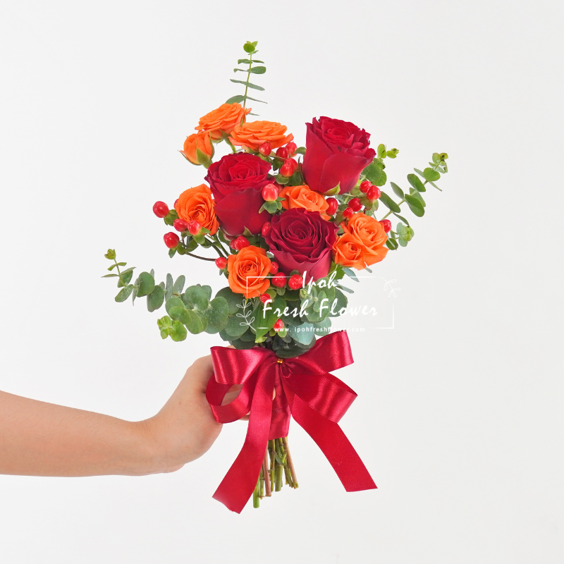 Mia Bridesmaid Bouquet| Flower Bouquet For Wedding & ROM