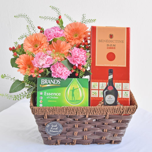 New mum treasure| New Born Baby Gift and Hamper Delivery 