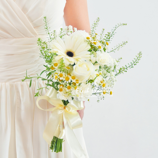 Nora Bridesmaid Bouquet| Flower Bouquet For Wedding & ROM