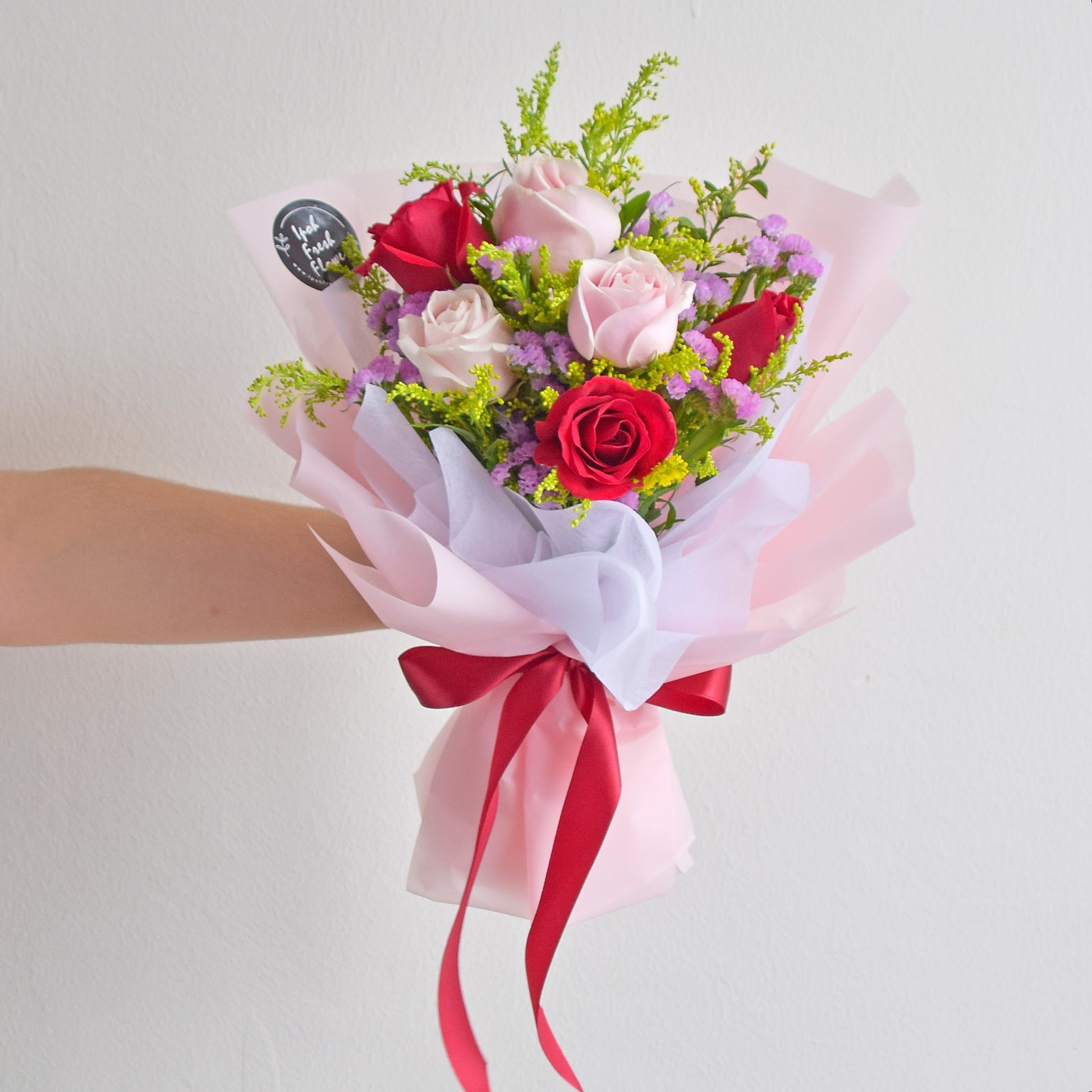 Olivia| Roses Bouquet| Fresh Flower Delivery