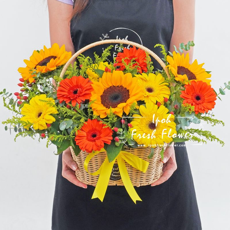 Passionate| Fresh Flower Basket