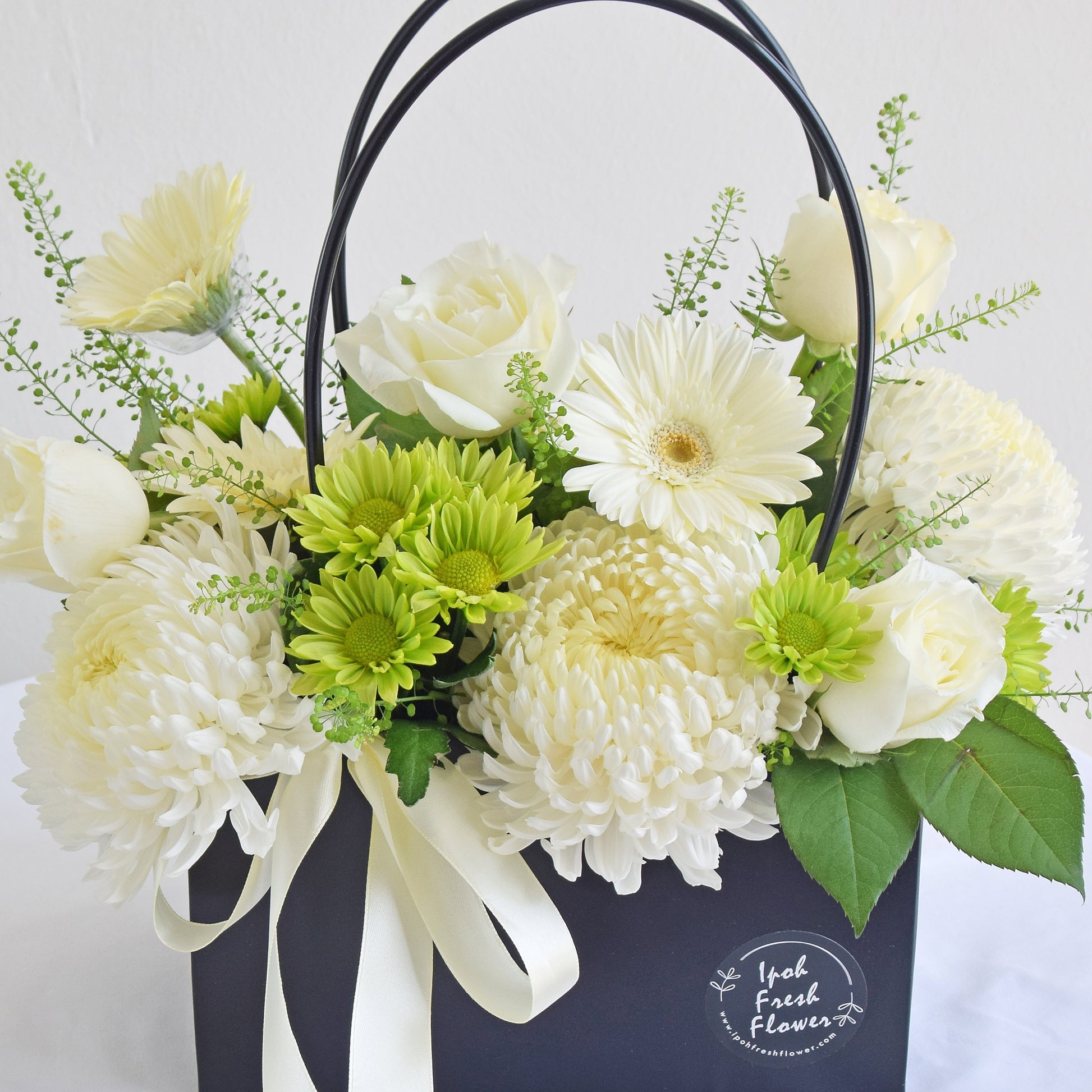Pureheart| Fresh Flower Basket
