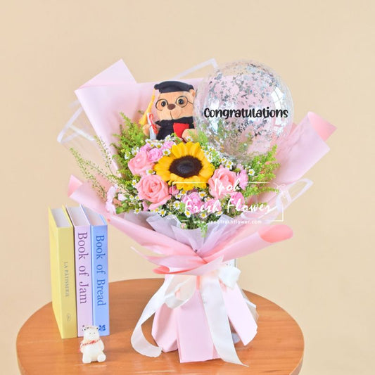 Queensford| Graduation Bouquet| Graduation Gift Delivery