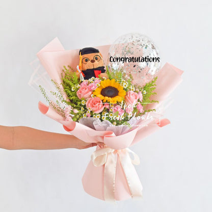 Queensford| Graduation Bouquet| Graduation Gift Delivery